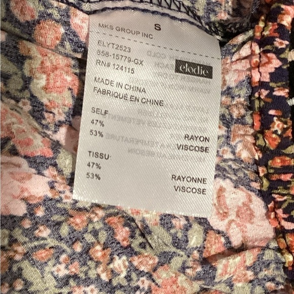 Nwot Elodie Floral Shirt size small - Picture 3 of 4